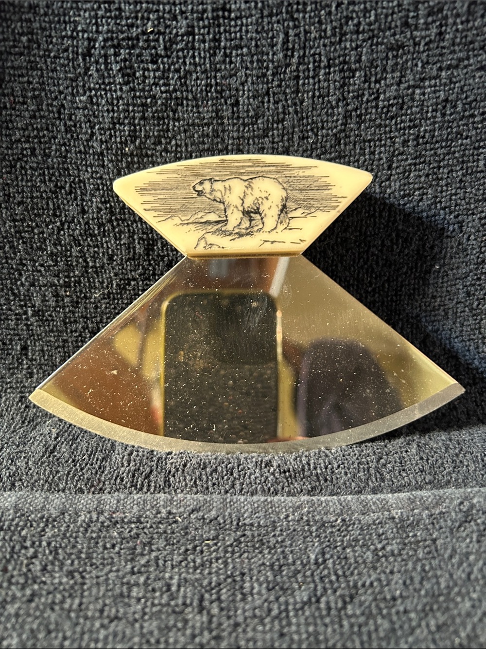 Traditional Alaskan Ulu Knife with Stainless Steel Blade & Engraved Handle